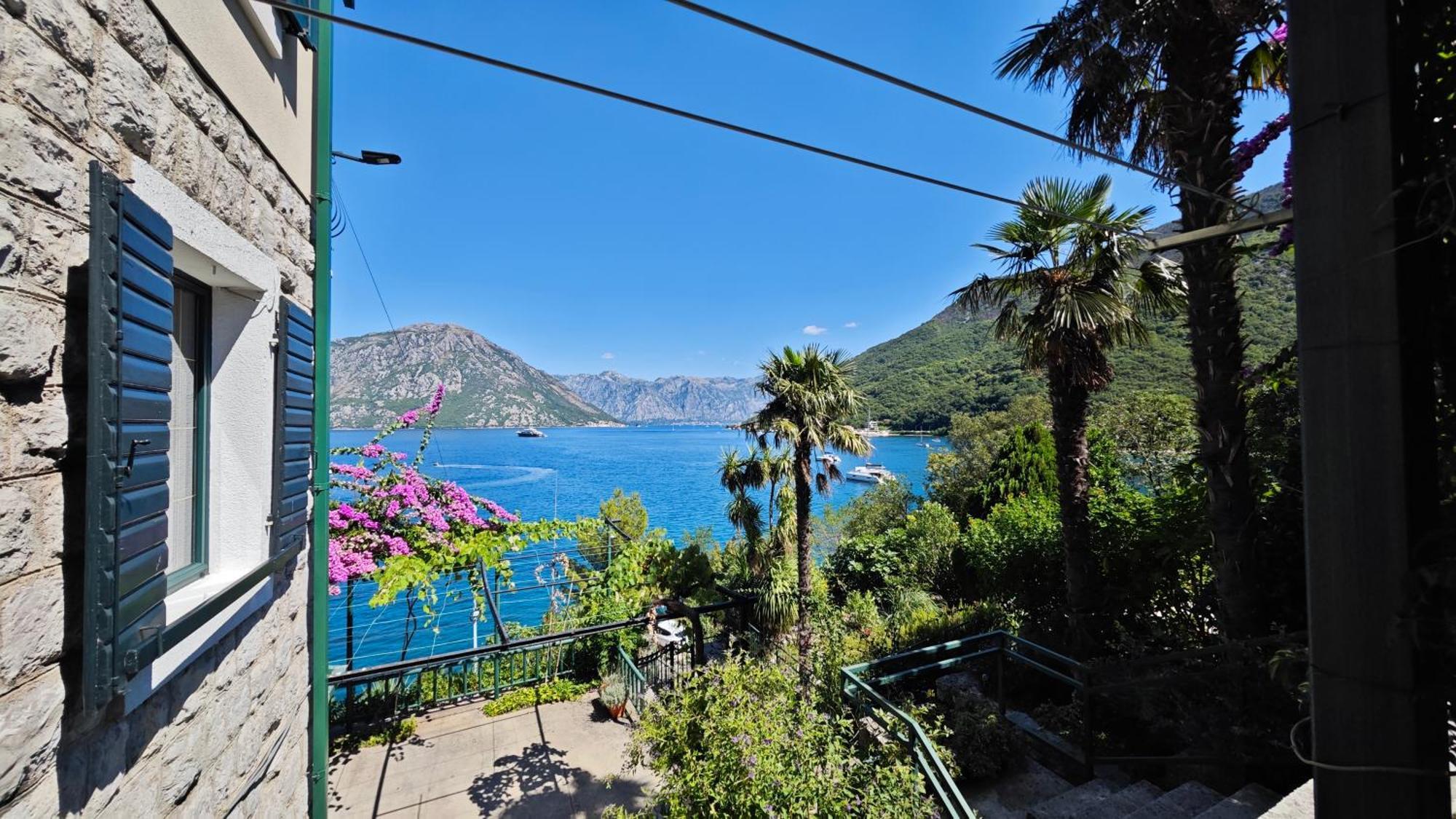 Apartment Capt Seferovic 2 Donji Morinj Εξωτερικό φωτογραφία