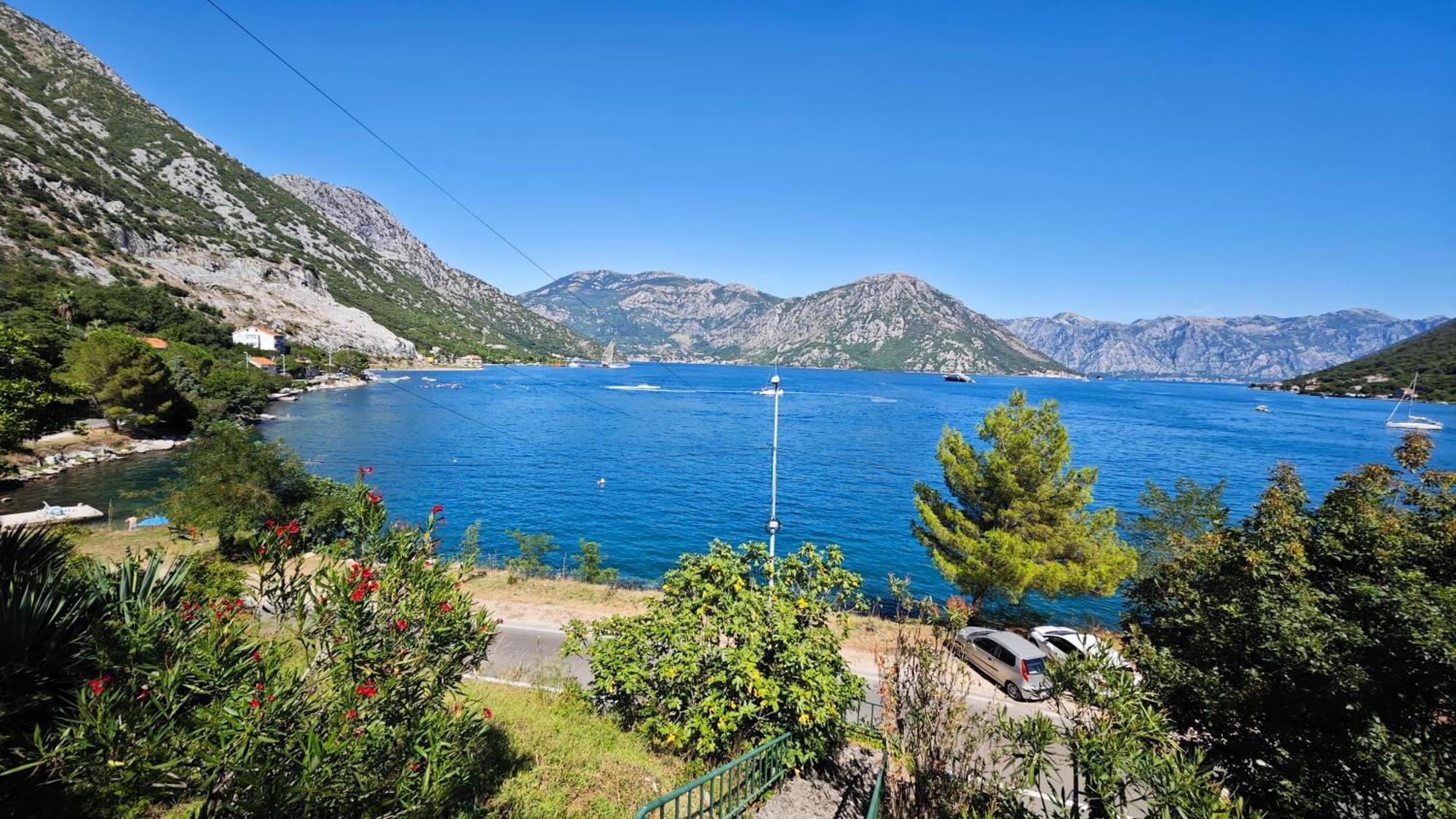 Apartment Capt Seferovic 2 Donji Morinj Εξωτερικό φωτογραφία