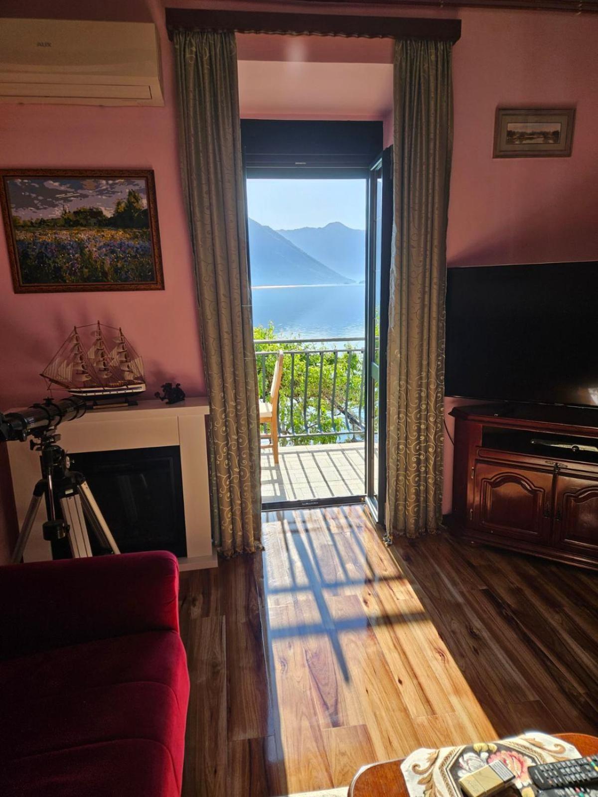 Apartment Capt Seferovic 2 Donji Morinj Εξωτερικό φωτογραφία